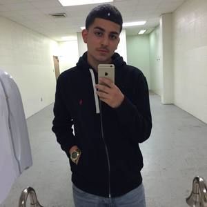 Meet your Posher, Andres