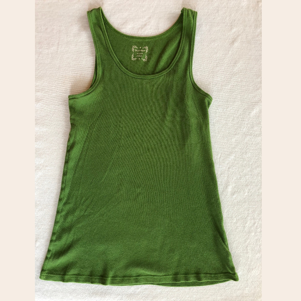 Old Navy Ribbed Tank Size L