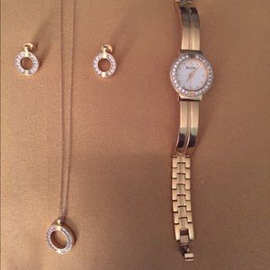 10k yellow gold watch, necklace and earring set.