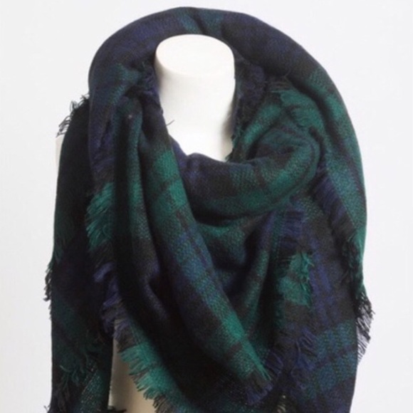 Navy,Green and Black scarf π§£ - Picture 2 of 5