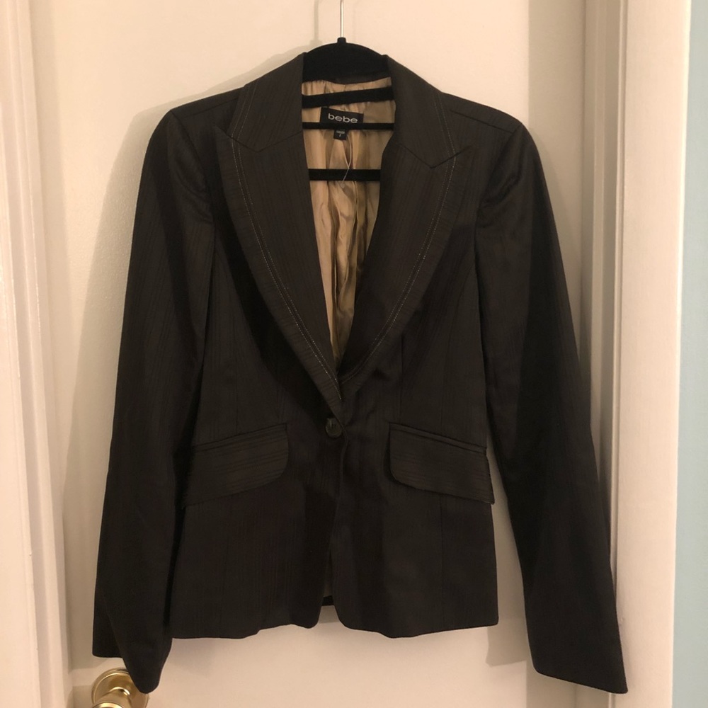 NWOT bebe Dark Chocolate Suit Jacket- Size 2