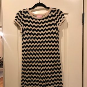 Lilly Pulitzer knit chevron dress