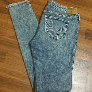 Hollister distressed acid wash skinny jeans