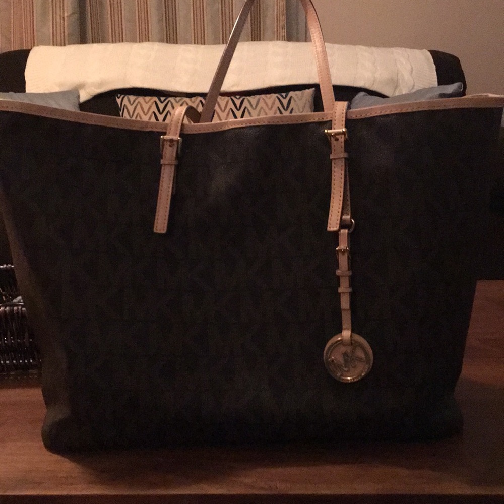 Michael Kors tote