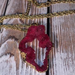 NWOT LARGE Flashy Agate Druzy Pendant– Red WZJ1007