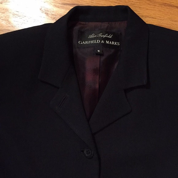 Garfield & Marks long navy blazer w/hidden pockets - Picture 3 of 8