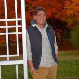 Meet your Posher, Claudio