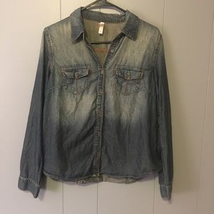 💥DENUM BUTTON DOWN SHIRT💥