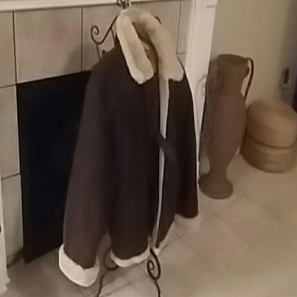 Outerwear by J Riggings, - Picture 2 of 6