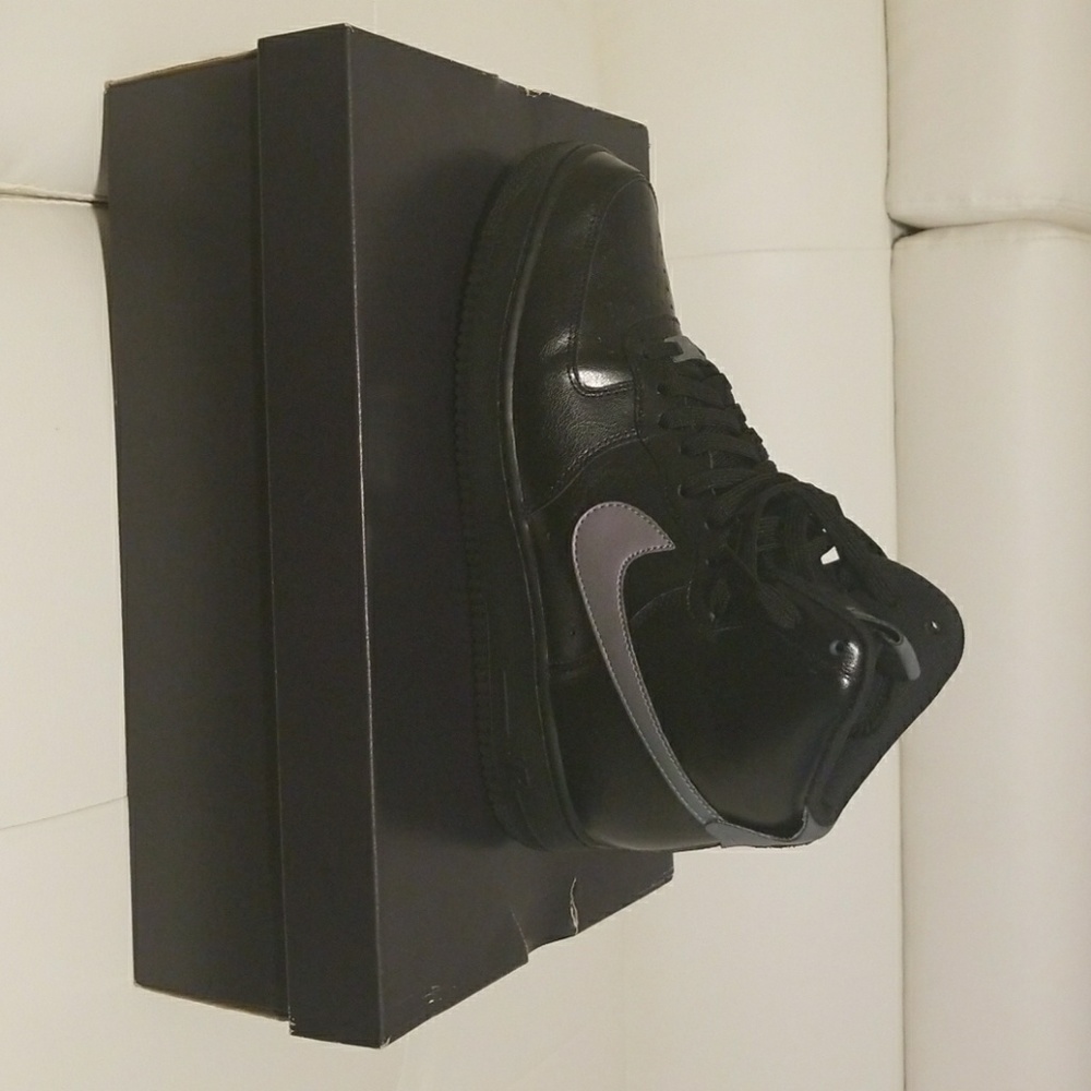 Air Force 1 High '07 LV8