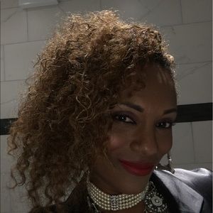 Meet your Posher, Donna