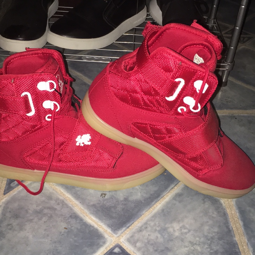VLADOS - Picture 3 of 3