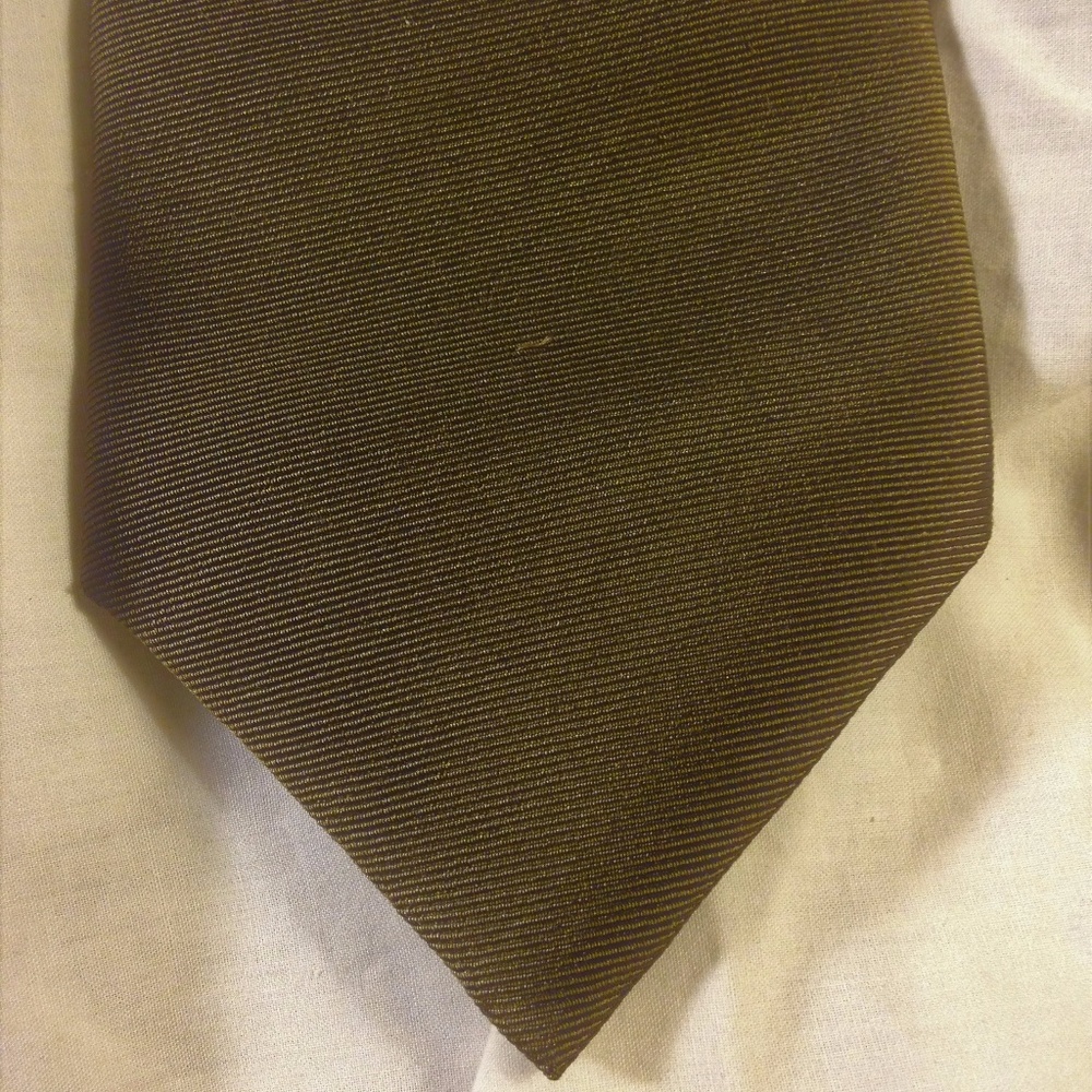 Claybrooke Handmade 100% Silk Solid Olive Necktie