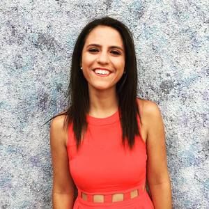 Meet your Posher, Adriana