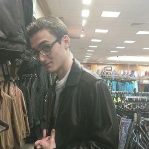 Meet your Posher, Chase