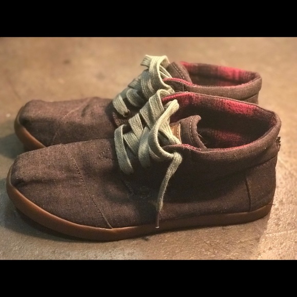 Toms Shoes - Toms vintage high top women’s size 8
