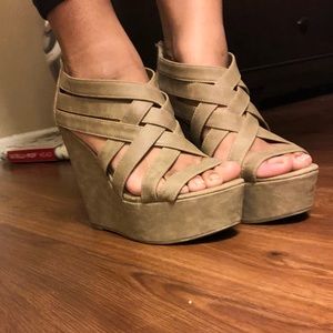 Taupe wedges