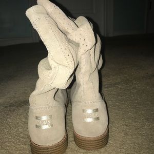 Toms Boots (BRAND NEW/ NEVER WORN)