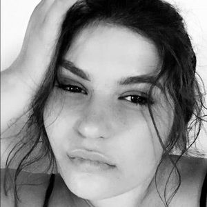 Meet your Posher, Alexandra