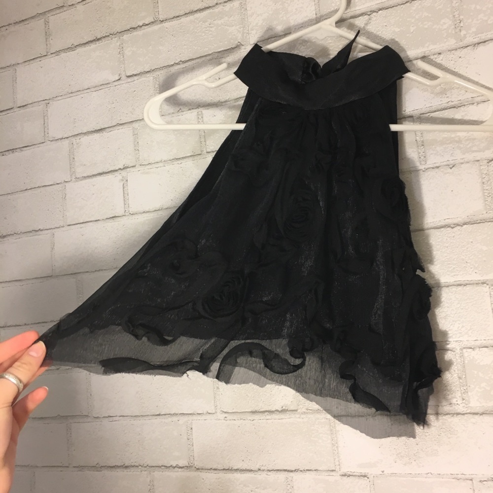 BLACK ROSE CROP TOP - Picture 2 of 5