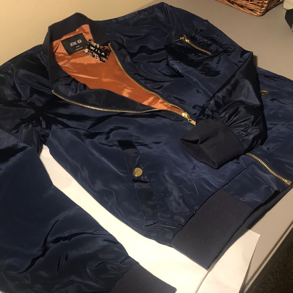 Bomber Jacket - Picture 4 of 8
