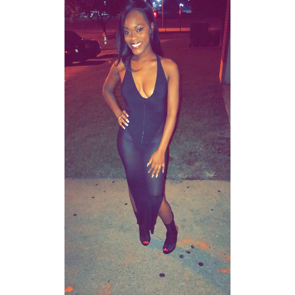 Meet your Posher, Alexis