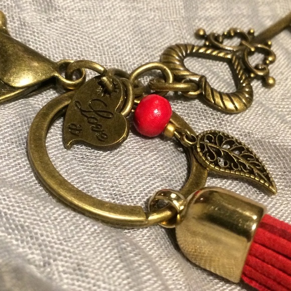 🍒 HEART KEY KEYCHAIN LOVE TASSEL LEAF BRONZE RED KEYS ACCESSORIES CLASP BEAD - Picture 5 of 7