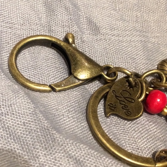 🍒 HEART KEY KEYCHAIN LOVE TASSEL LEAF BRONZE RED KEYS ACCESSORIES CLASP BEAD - Picture 4 of 7