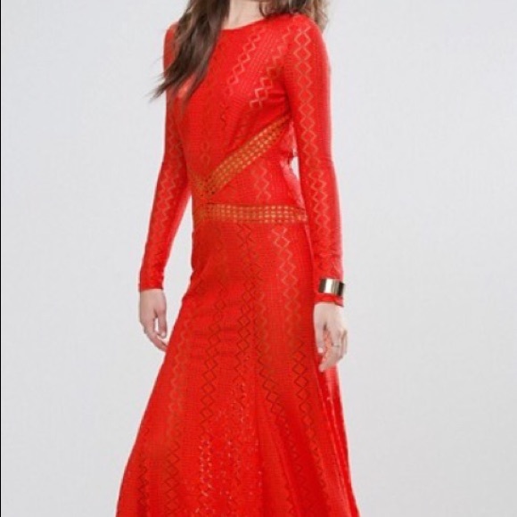 Sexy Backless Crochet Maxi Dress - Picture 3 of 6