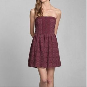 ABERCROMBIE & FITCH Strapless Maroon Dress