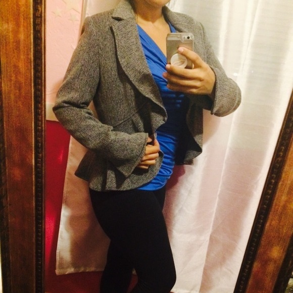 Blazer - Picture 2 of 3