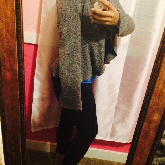 Blazer - Picture 3 of 3