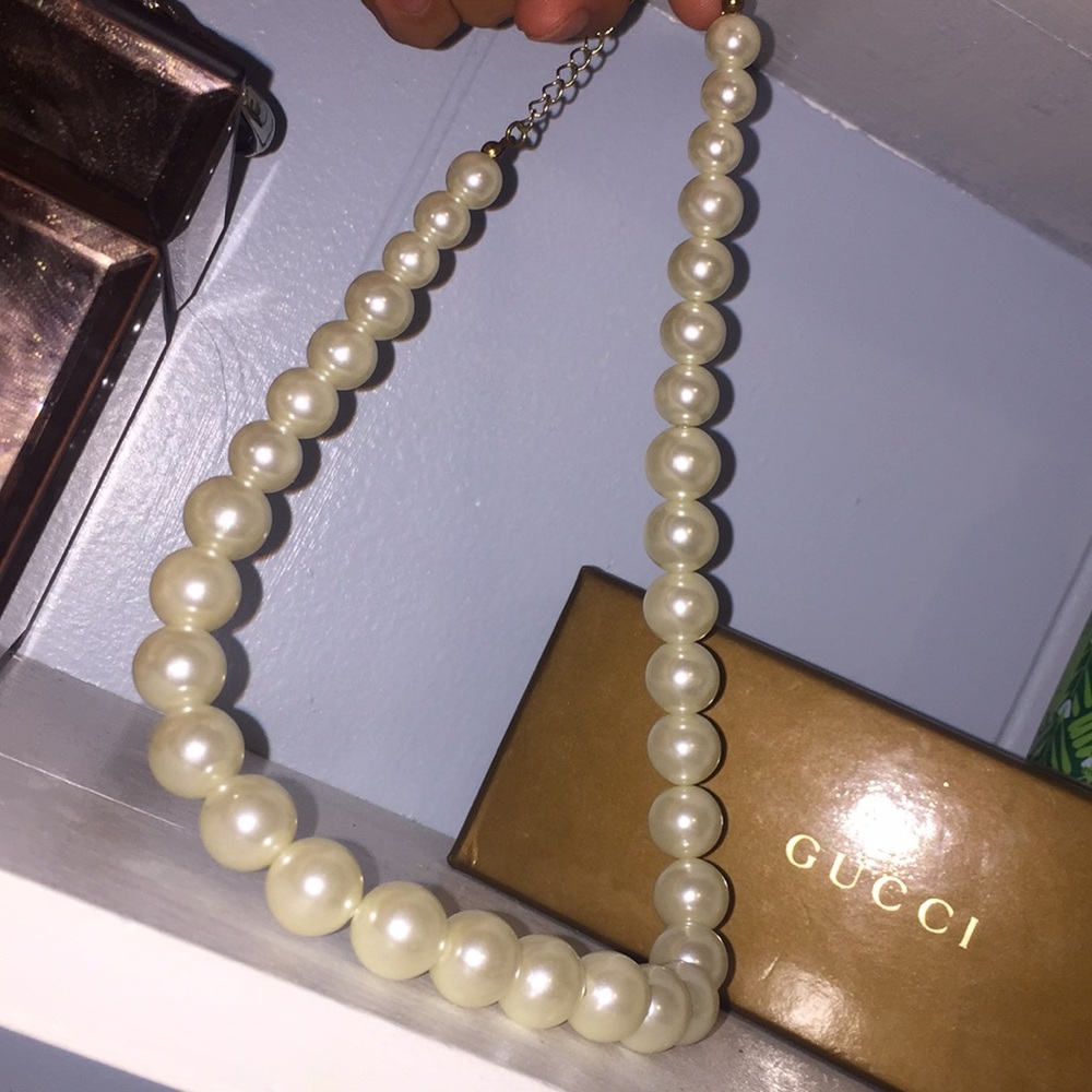 Pearl necklace