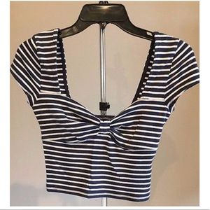 ABERCROMBIE & FITCH Navy & White Crop Top