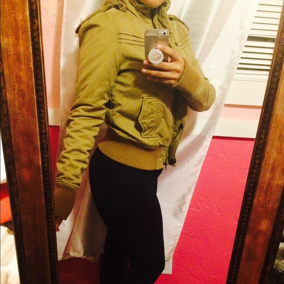 Jacket - Picture 4 of 4