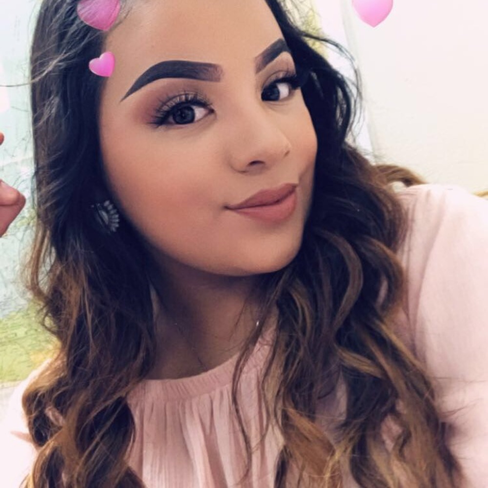 Meet your Posher, Brittney