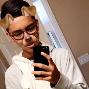 Meet your Posher, Javier