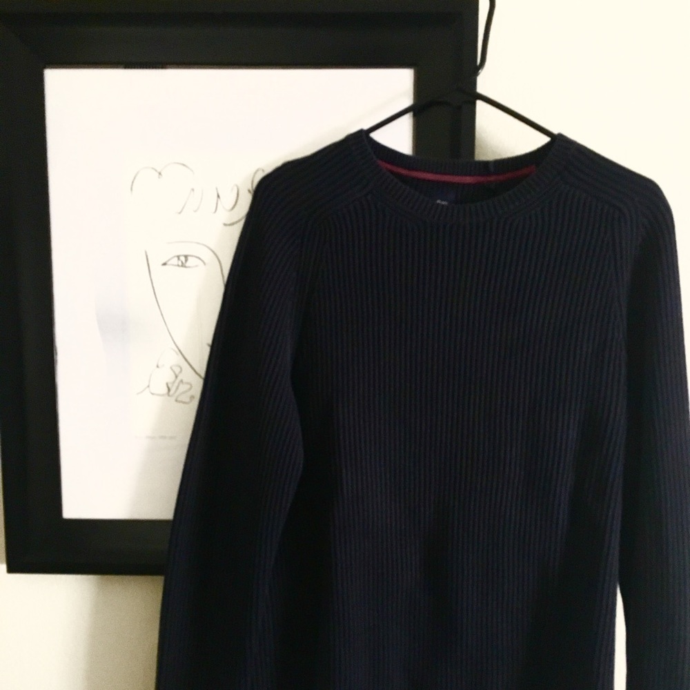 Dark navy blue ribbed sweater