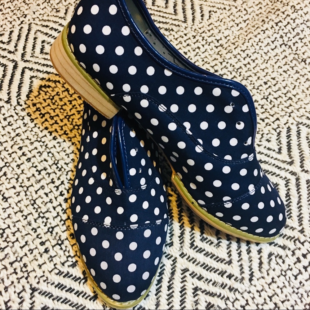 Kling Polkadot Loafers - Picture 2 of 5