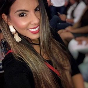 Meet your Posher, Valentina