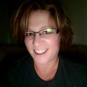 Meet your Posher, Dana