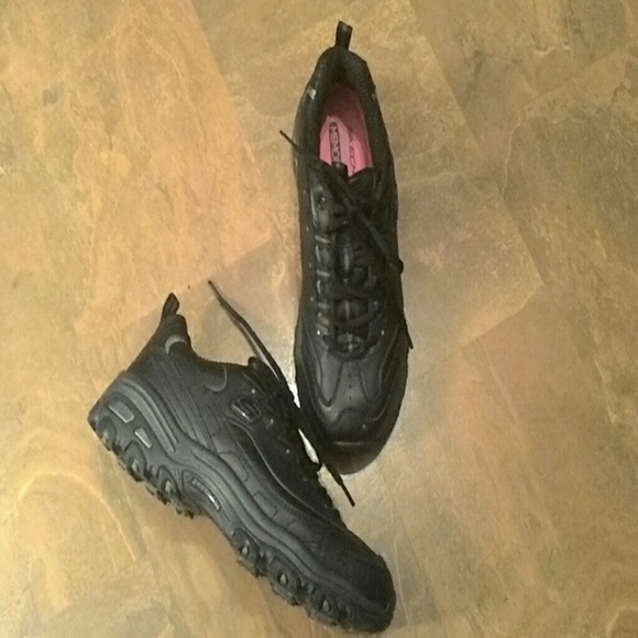 ladies black sketchers