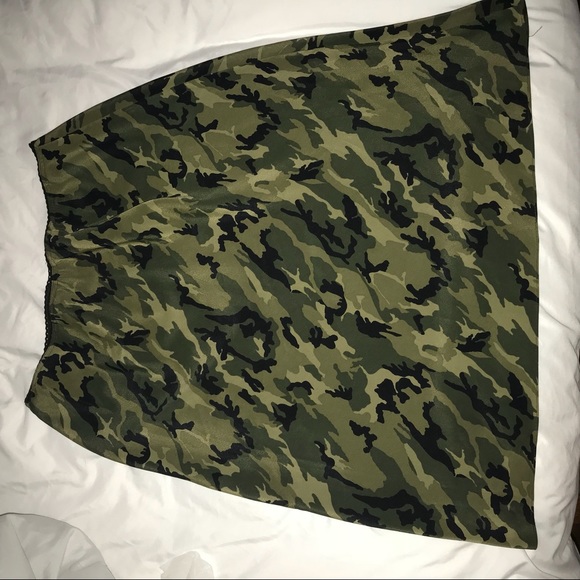 Mid skirt - Picture 2 of 3