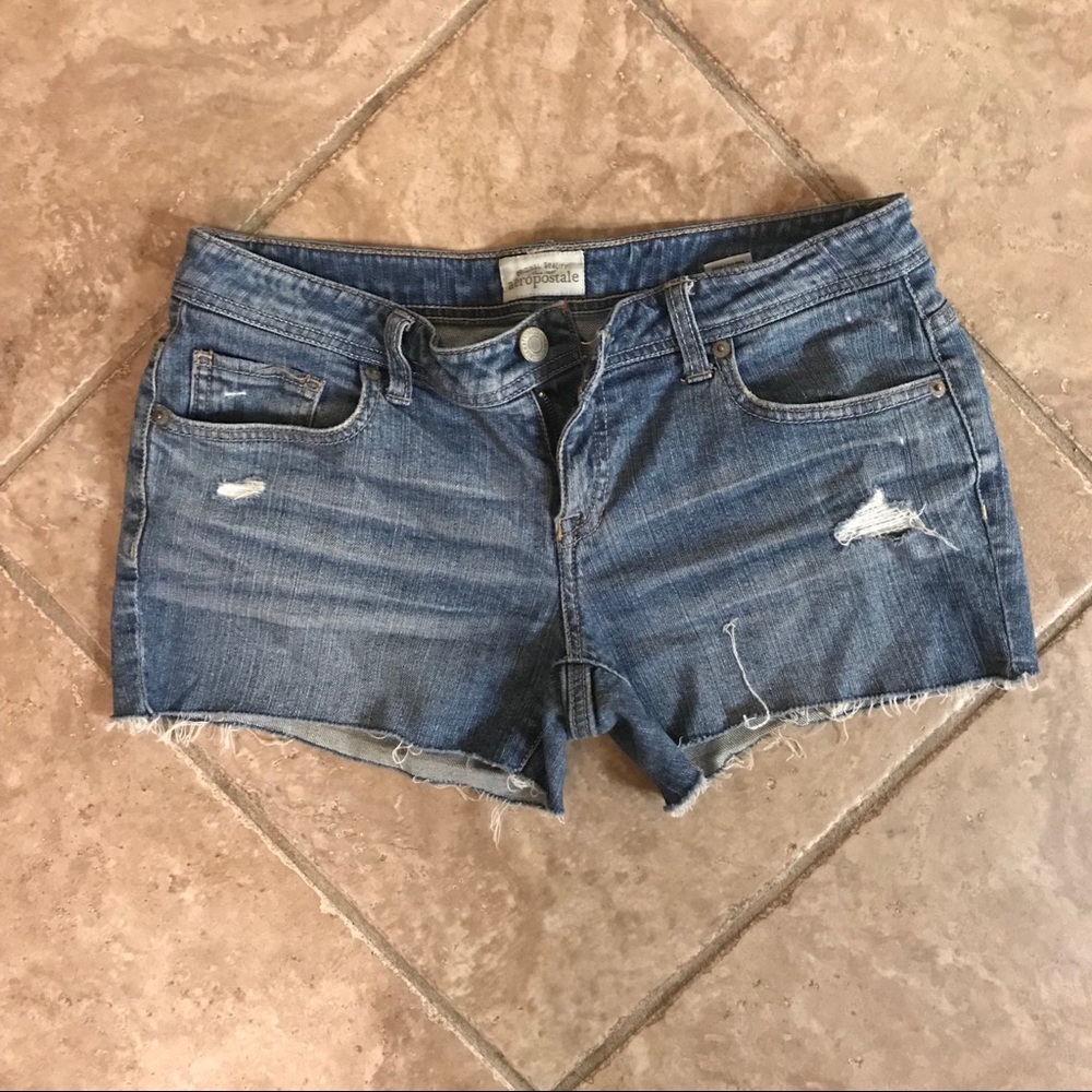 Aeropostale Medium Wash Denim Shorts