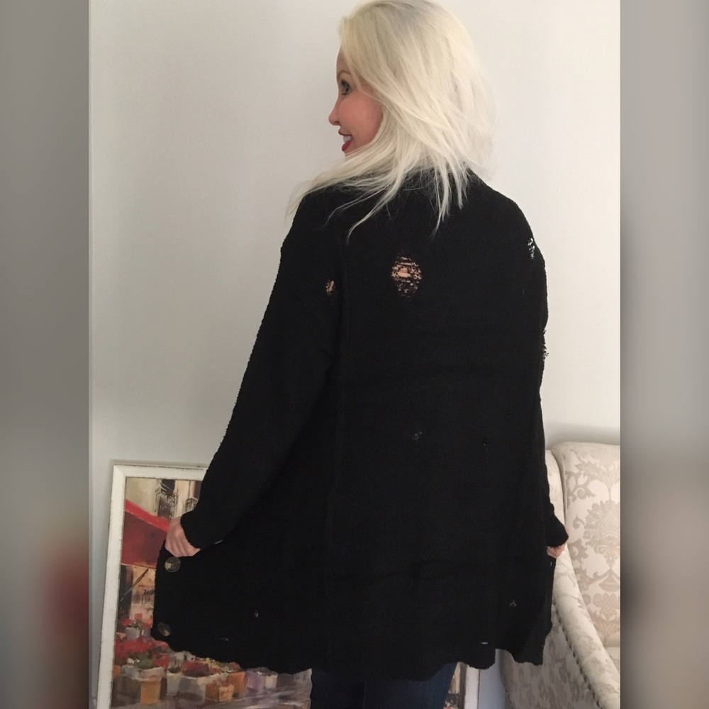My Favorite! 💕Chunky Distressed Sweater Cardigan - Picture 2 of 2
