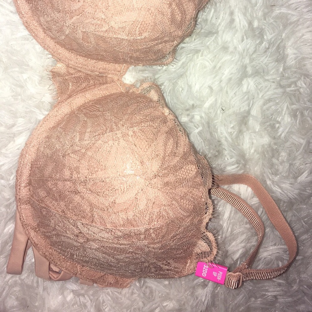 PINK push-up bra