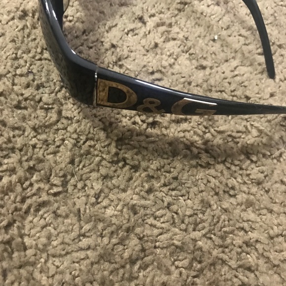 Dolce and Gabbana sunglasses - Picture 2 of 2