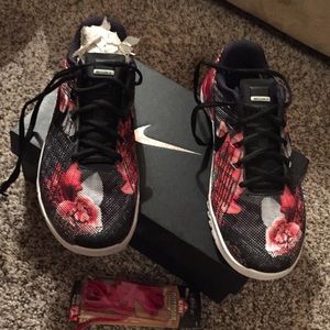 Custom design Nike METCON 3 US size 7.5