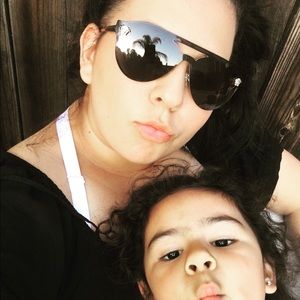 Meet your Posher, Alexandria