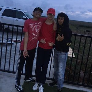 Meet your Posher, Adam